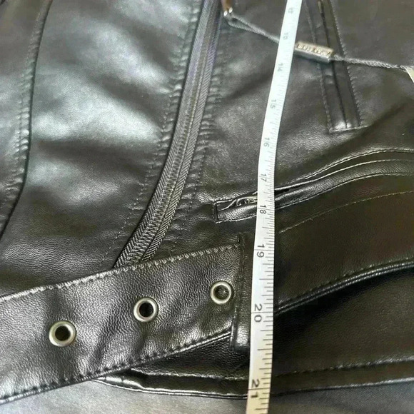Leather Jacket - Picture 11 of 15
